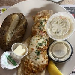 Miss Batavia Diner - Baked fish with crab
