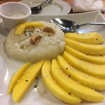 Jatujak - Mango dessert, extremely disappointed. Rice was suppose to be in different colour, mango sour, rice not as soft - Thai Near Me - Toronto, Ontario Jatujak - Mango dessert, extremely disappointed. Rice was suppose to be in different colour, mango sour, rice not as soft - Thai Near Me - Toronto, Ontario