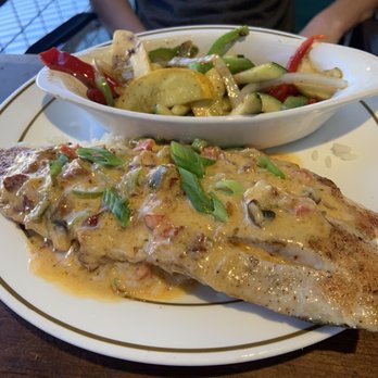 Marina Bar & Grill - Blackened red fish - American Near Me - Galveston, Texas
