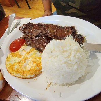 Eggs 'n Things - Waikiki Beach Eggspress - Kalbi steak and egg with rice - Breakfast & Brunch Near Me - Honolulu, Hawaii Eggs 'n Things - Waikiki Beach Eggspress - Kalbi steak and egg with rice - Breakfast & Brunch Near Me - Honolulu, Hawaii
