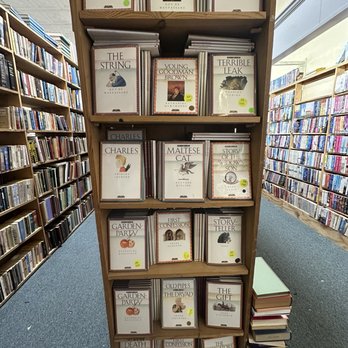 The Published Page Bookshop - Books - Bookstores Near Me - Cleburne, Texas