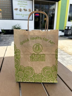 Arden's Garden Juice Bar & Smoothies East Point by null