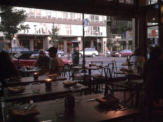 Plum Bistro by null