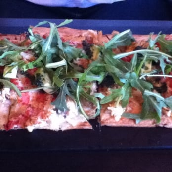 Ruby Tuesday - Californian, with chicken, avocado and spinach on flat bread. - Burgers Near Me - Charleston, South Carolina