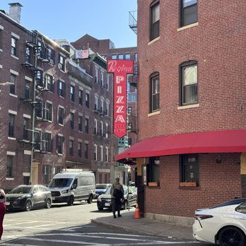 Regina Pizzeria - Pizza Near Me - Boston, Massachusetts Regina Pizzeria - Pizza Near Me - Boston, Massachusetts