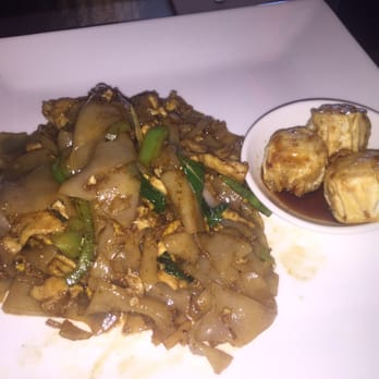 Tum Thai - Drunken noodles, spicy but perfect. - Thai Near Me - Kenilworth, New Jersey Tum Thai - Drunken noodles, spicy but perfect. - Thai Near Me - Kenilworth, New Jersey