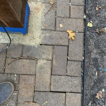 Grassroots Construction - Because the edging wasn't tight and no sand the bricks could be moved and were not straight - Landscaping Near Me - Lake Oswego, Oregon