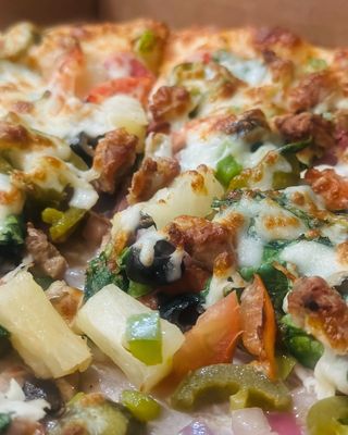 Bambino’s Pizza & Deli 4