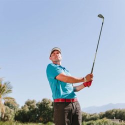 Sam Goulden Golf - Red Belt, Red Glove, Red Numbers!