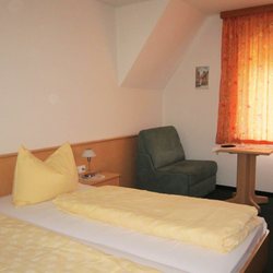 Gasthof zum Bayernbrunnen - Gästezimmer
