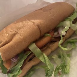 Large Italian (only half shown i had already eaten the first half lol) 4/5 stars! Large Italian (only half shown i had already eaten the first half lol) 4/5 stars!