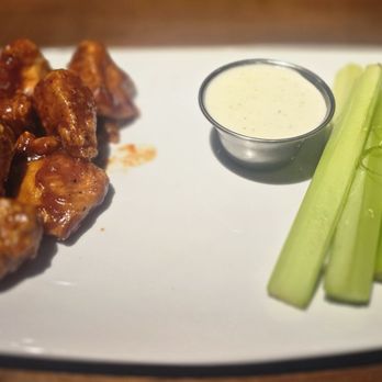 54th Street Scratch Grill & Bar - BONELESS WINGS - American Near Me - Chesterfield, Missouri