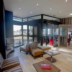 Ambassadeur Hôtel - Le hall d'accueil
