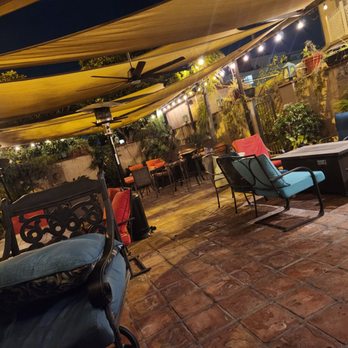 Phil Trani's Restaurant - Music Venues Near Me - Long Beach, California Phil Trani's Restaurant - Music Venues Near Me - Long Beach, California