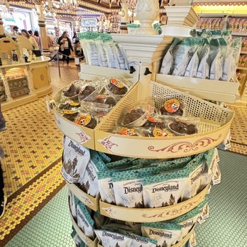 Candy Palace and Candy Kitchen - It's back and running out. Rocky Road on the end caps. - Candy Stores Near Me - Anaheim, California Candy Palace and Candy Kitchen - It's back and running out. Rocky Road on the end caps. - Candy Stores Near Me - Anaheim, California
