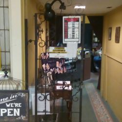 Curiosity Museum - Enter!