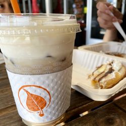 Bodhi Leaf Coffee Traders - Vanilla latte very good.