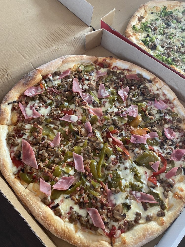 Buon Gusto Pizzeria Image