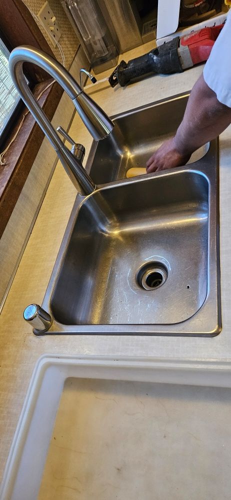 Slide of Plumbing Services