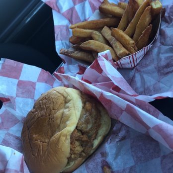 Captain's Kitchen - Oyster burger and fries - Seafood Near Me - Atlantic Beach, North Carolina