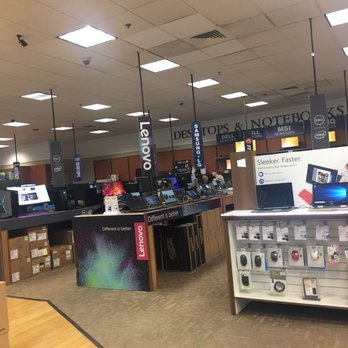 Micro Center - This is part of the selling floor - Computers Near Me - Yonkers, New York