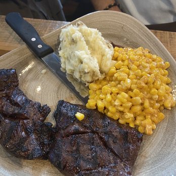 Spears Bourbon Burgers Beer - Spears Marinated Skirt Steak - New American Near Me - Wheeling, Illinois