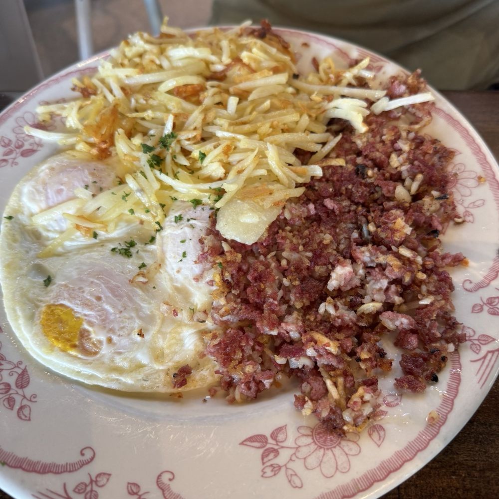 Eggstasy - Corned Beef Hash - Breakfast & Brunch Near Me - Chandler, Arizona