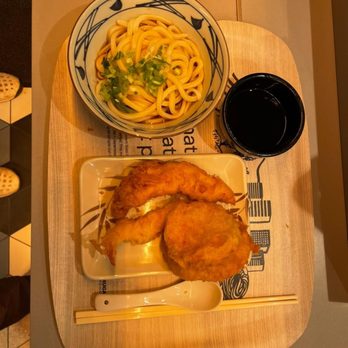 Marugame Udon - Bukake (BK) with shrimp and squid tempura - Japanese Near Me - London, XGL Marugame Udon - Bukake (BK) with shrimp and squid tempura - Japanese Near Me - London, XGL