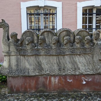 Hauptmarkt - Viking Ship - Landmarks & Historical Buildings Near Me - Trier, RP