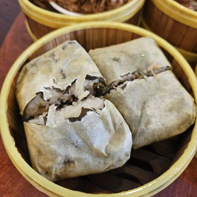 East Lake Chinese Restaurant and Dim Sum (東湖海鮮酒家) by null