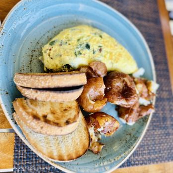 In-Yo Cafe - Breakfast & Brunch Near Me - Honolulu, Hawaii In-Yo Cafe - Breakfast & Brunch Near Me - Honolulu, Hawaii