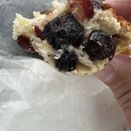 Berries in every bite!