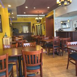 Thai Boo Cuisine - Thai Boo's pleasant dining room