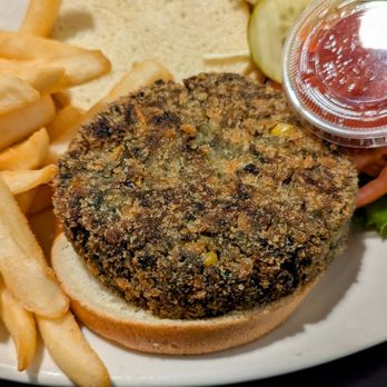 City Diner - Veggie Deluxe Burger ($15) - Diners Near Me - New York, New York City Diner - Veggie Deluxe Burger ($15) - Diners Near Me - New York, New York