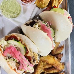 Bao trio
