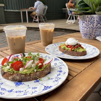 Dream Vista - Avocado toast and iced lattes - Cafes Near Me - Jersey City, New Jersey