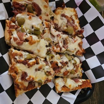 Ceviche Bar - Cafes Near Me - Des Moines, Iowa
