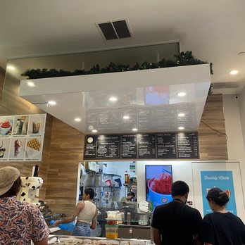 Iceskimo - Line and menu. - Ice Cream & Frozen Yogurt Near Me - San Diego, California
