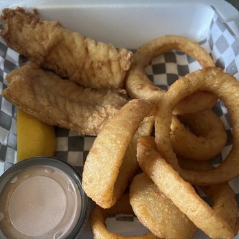 Kelly's Bar & Grill - Fish and chips - American Near Me - Newport, Washington Kelly's Bar & Grill - Fish and chips - American Near Me - Newport, Washington