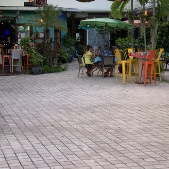 Moreno's Cuba - Cocktail Bars Near Me - Miami Beach, Florida Moreno's Cuba - Cocktail Bars Near Me - Miami Beach, Florida
