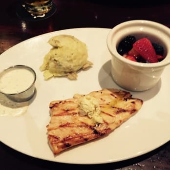 Houlihan's - Salmon, mashed potatoes, fresh fruit - New American Near Me - Hershey, Pennsylvania