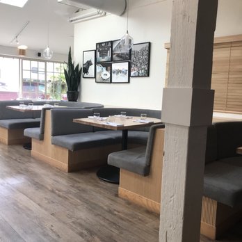 Rail And River Bistro - Seafood Near Me - Langley, British Columbia