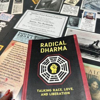 Walden Pond Bookstore - Bookstores Near Me - Oakland, California