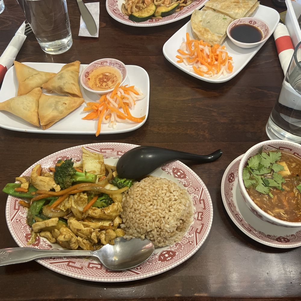 Lunch special Strifry, Hot and Sour soup, Beef samosas Lunch special Strifry, Hot and Sour soup, Beef samosas