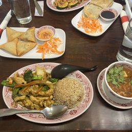 Lunch special Strifry, Hot and Sour soup, Beef samosas