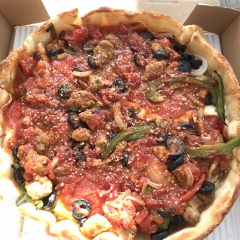 Chicago Pizza Kitchen - Deluxe True Chicago Pizza (no mushrooms per my request). Yummy! - Pizza Near Me - Albuquerque, New Mexico