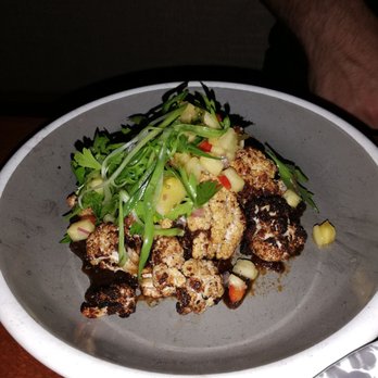 Bar Pamplemousse - Roasted cauliflower jerk (not spicy, sweet and lots of flavor) - Beer Bar Near Me - Montreal, Quebec