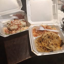 La Salvadoreña Pupuseria