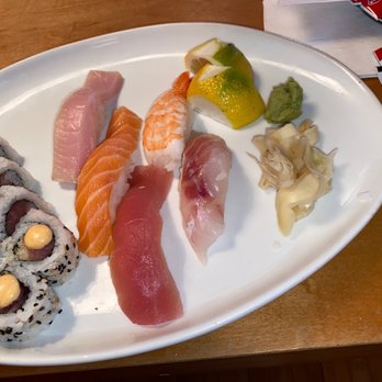Moshi Moshi - Assorted Sushi Assortment Crispy Rice with Spicy Tuna Roll - Sushi Bars Near Me - Miami Beach, Florida