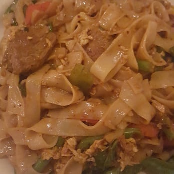 Thai Café - Drunken noodles - Thai Near Me - Durham, North Carolina